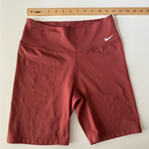 Nike One Dri-Fit Mid Rise Tight Fit Bike Shorts Women’s size Small - Picture 9 of 13
